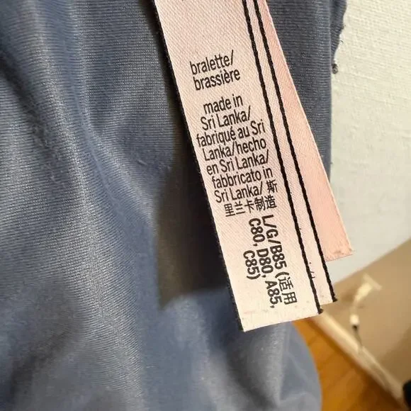 Victoria’s Secret Blue-Gray Plunge Bralette Size Large B85 Pullover Wireless - Picture 8 of 11